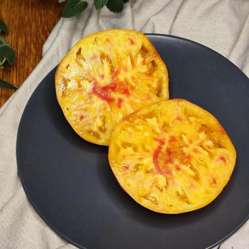 Золотые горы Медео, Казахстан — фото плодов